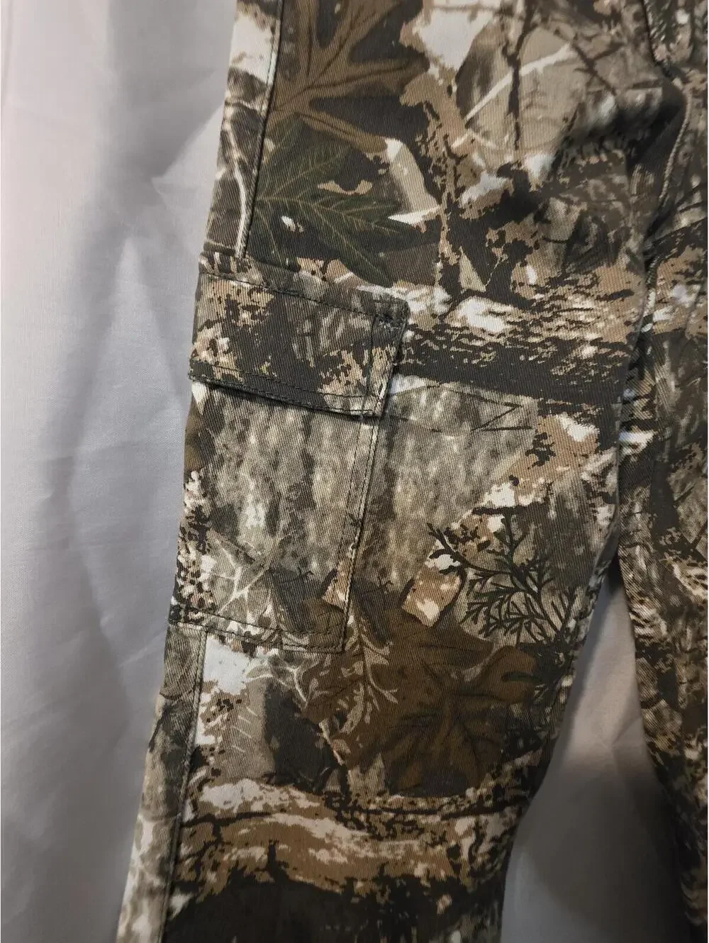 V.I.P. Teen Size 16 Camouflage Cargo Pants
